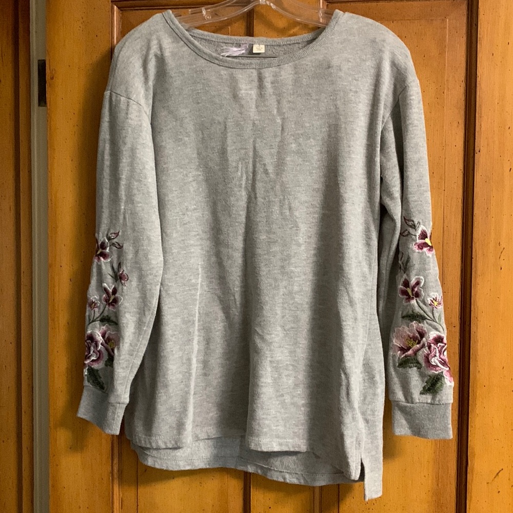 Floral arm light sweatshirt